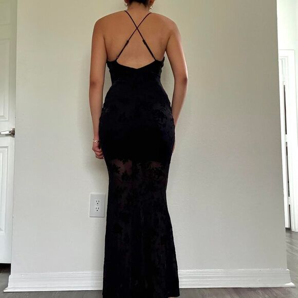 Papaya black velvet burnout maxi dress - Picture 3 of 8